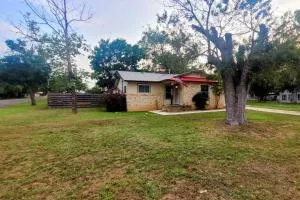 Randy's Place Beautiful 4br With Private Hot tub - Medina