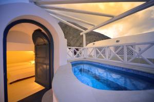 Luxury Apartment - Split Level with Hot Tub