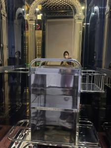 CL# Stylist Studio Apt* KitchenWash*Cat Linh Station