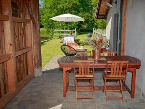 Maisons de vacances Chalet near Donon Pass with Pond Views : photos des chambres