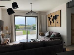 Maisons de vacances Gite renove avec billard, baby-foot, jardin clos, recharge VE, proche chateaux de la Loire - FR-1-381-575 : photos des chambres