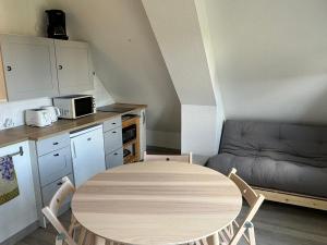 Appartement rénové 2 pièces, face mer, Cabourg - FR-1-487-369