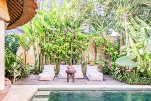 Flor Villa by Betterplace