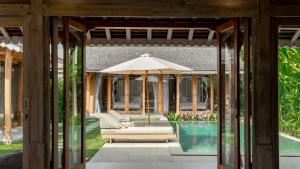 Villa Du Ho by Villa Finder