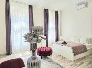 Designer Downtown Gem