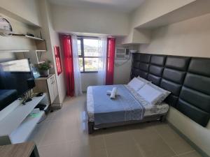 Studio Condo Unit at Horizons 101