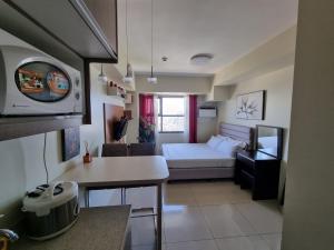 Studio Condo Unit at Horizons 101