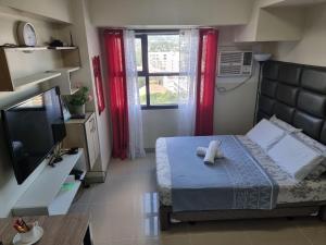 Studio Condo Unit at Horizons 101