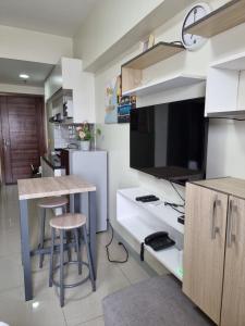 Studio Condo Unit at Horizons 101