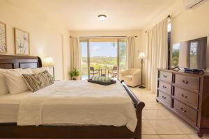 Suite with Pool View room in Rincon View Suites