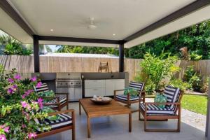 Allure - 4 Bedroom Luxury House in Port Douglas