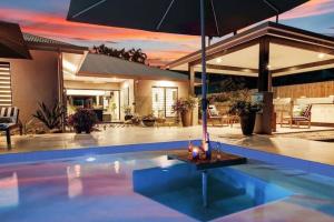 Allure - 4 Bedroom Luxury House in Port Douglas