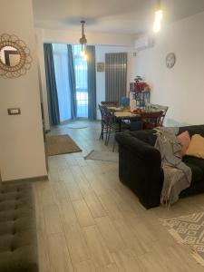 5fth avenueaparthotel
