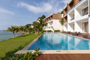 X-Sea Khanom Harbor Bay Resort