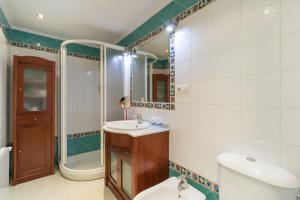 Holiday Granada Zurbarán