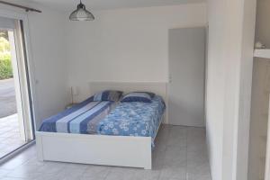 Maisons de vacances Maison 75 m2 piscine chauffee, terrain de tennis : photos des chambres