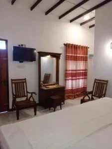 Neel's guest house - 阿洪加拉