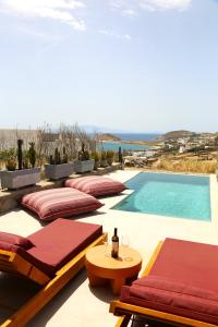 Villa Piccolo Mondo with private pool and sea view