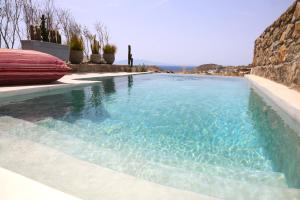 Villa Piccolo Mondo with private pool and sea view