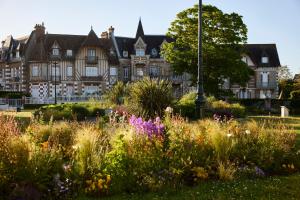 Hotels Le Grand Hotel de Cabourg - MGallery Collection : photos des chambres