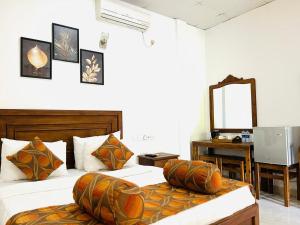 Royal Nest