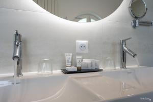 Hotels Hotel La Monnaie Arty & Spa : photos des chambres