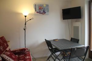 Gentianes GNA15 MOUNTAIN 1 QUIET 3 Pers