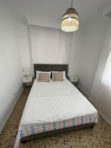 SUNNY MOOD by Little Hellen