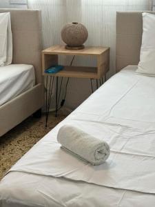 SUNNY MOOD by Little Hellen