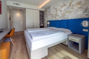Doppelzimmer mit Seeblick in der Villa Silvia