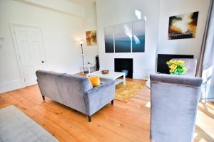 41b Wellington Suites