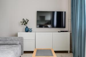 Wola Ratusz Homely Apartment by BookingHost