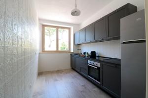 Da Ilaria piano terra di villa con piscina e parcheggio