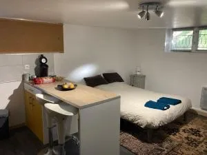 Giret's Studio privé - 圣萨蒂南