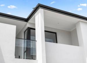 North Coogee Escape 2B2B