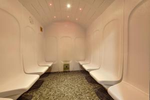 Hotels Logis Hotel Center : photos des chambres