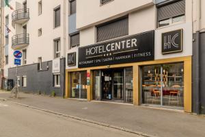 Hotels Logis Hotel Center : photos des chambres