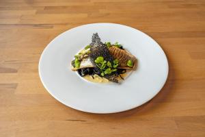 Hotels Logis Hotel Center : photos des chambres