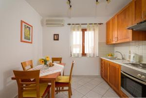 Charming Apartment Lana in Premantura 