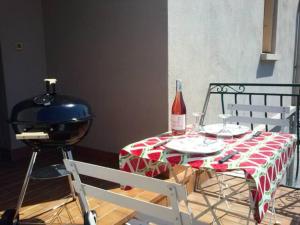 Appartements 66m2 ok animaux cheques vacances 2ch wifi 2km mer soleil catalan : photos des chambres