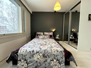 A large room in shared apartment