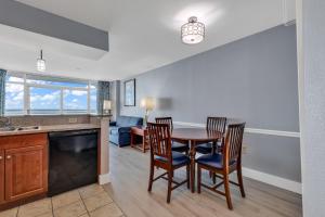 Beachfront Condo at Dunes Village Resort