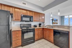 Beachfront Condo at Dunes Village Resort