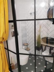 Aramis Boutique in Old Town Center