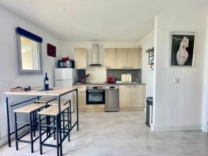PGH N15 - Vue Mer, Première Ligne & Parking Privé