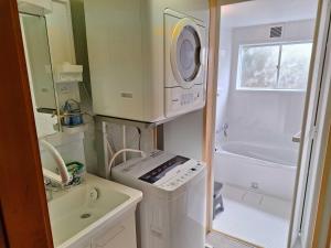 GLOCE sadoベースキャンプ宿根木