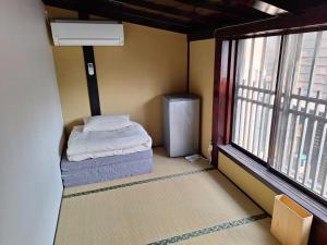 GLOCE sadoベースキャンプ宿根木