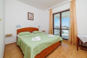 Triple Room room in Rooms Mande