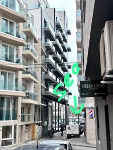 5 people,2 double,1 sofa bed Ferry,Beach&Pool club