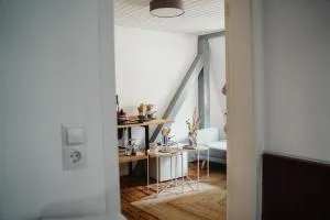 III Rhein Charme Studios Gemütlichkeit, Style & Geschichte bei Katrin und Familie III - Neuendorf